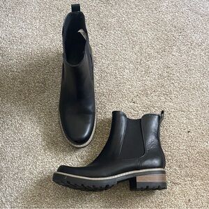 Universal Thread Black Ankle Booties
